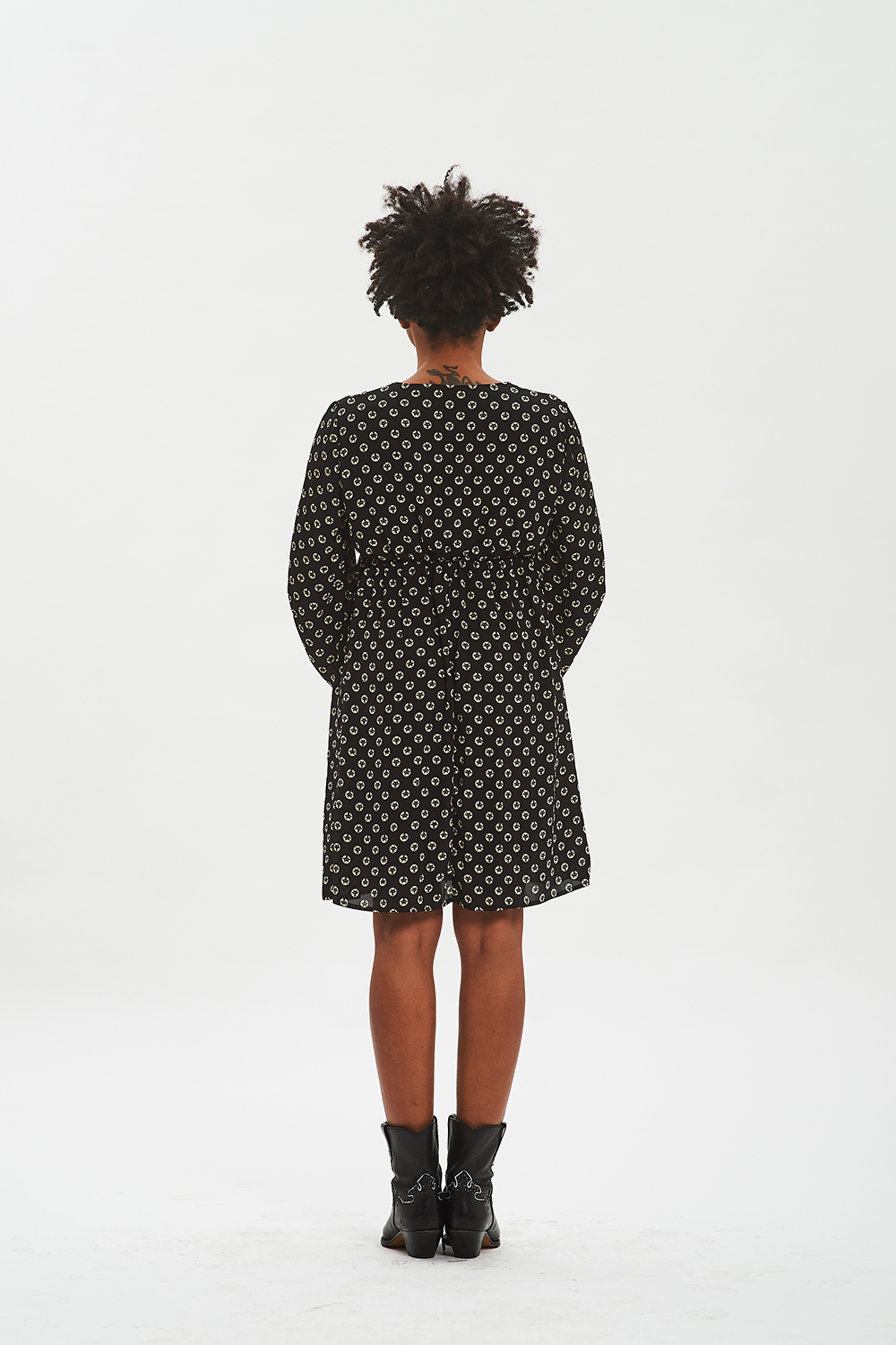 abito nero donna con pattern gattini fisto firenze